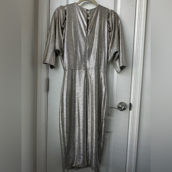 Rachel Roy Gold Shimmer Dress with Cold Shoulder Cutout Size Medium - Picture 5 of 7